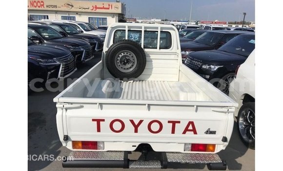 Buy Import Toyota Land Cruiser White Car in Import - Dubai in Namibia Buy Import Toyota Land Cruiser White Car in Import - Dubai in Namibia