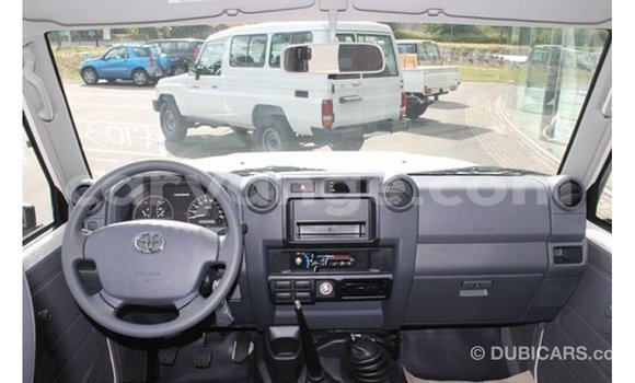 Buy Import Toyota Land Cruiser White Car in Import - Dubai in Namibia Buy Import Toyota Land Cruiser White Car in Import - Dubai in Namibia