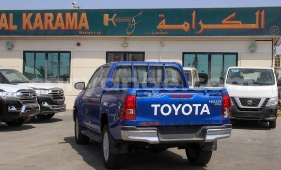 Acheter Import Voiture Toyota Hilux Bleu à Import - Dubai, Namibie Acheter Import Voiture Toyota Hilux Bleu à Import - Dubai, Namibie