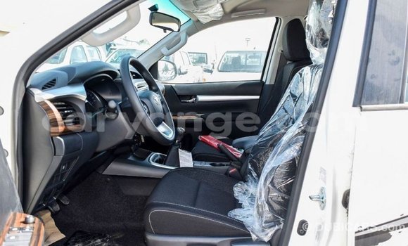 Buy Import Toyota Hilux White Car in Import - Dubai in Namibia Buy Import Toyota Hilux White Car in Import - Dubai in Namibia