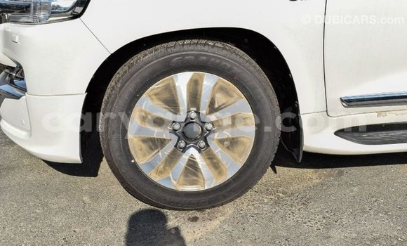 Buy Import Toyota Land Cruiser White Car in Import - Dubai in Namibia Buy Import Toyota Land Cruiser White Car in Import - Dubai in Namibia