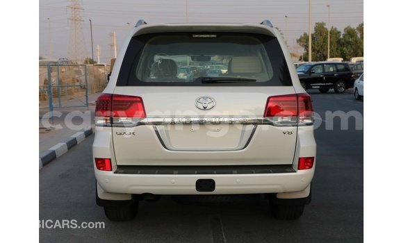 Buy Import Toyota Land Cruiser White Car in Import - Dubai in Namibia Buy Import Toyota Land Cruiser White Car in Import - Dubai in Namibia