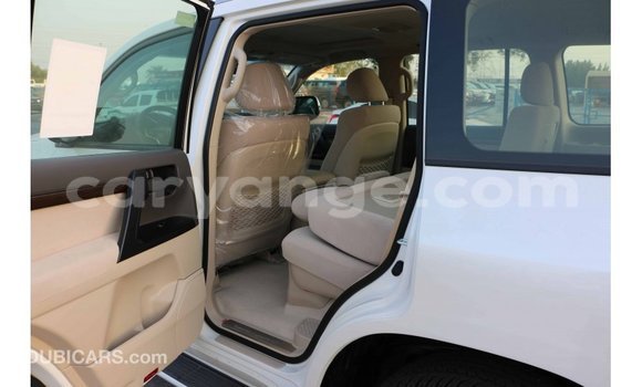Buy Import Toyota Land Cruiser White Car in Import - Dubai in Namibia Buy Import Toyota Land Cruiser White Car in Import - Dubai in Namibia
