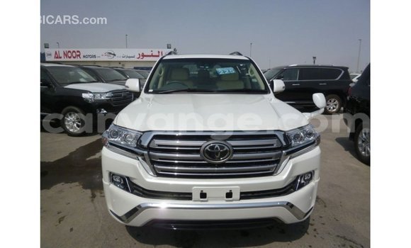 Buy Import Toyota Land Cruiser White Car in Import - Dubai in Namibia Buy Import Toyota Land Cruiser White Car in Import - Dubai in Namibia