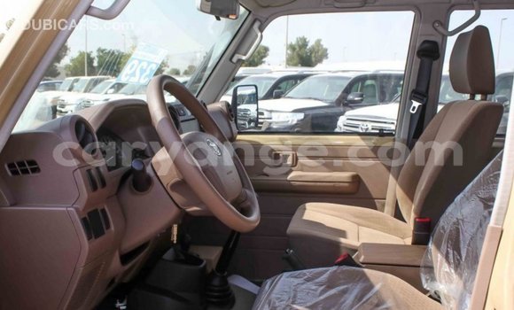 Buy Import Toyota Land Cruiser Beige Car in Import - Dubai in Namibia Buy Import Toyota Land Cruiser Beige Car in Import - Dubai in Namibia