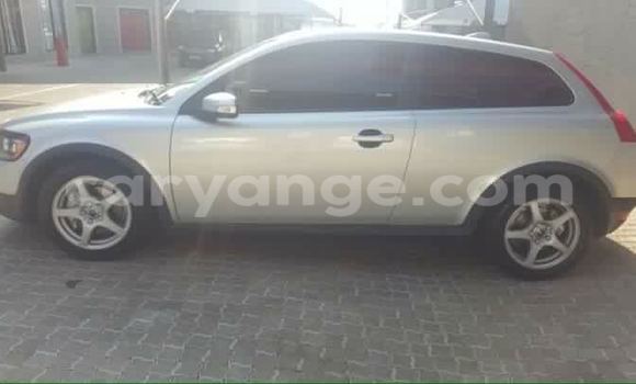 Buy Used Volvo 990 Silver Car in Windhoek in Namibia Buy Used Volvo 990 Silver Car in Windhoek in Namibia