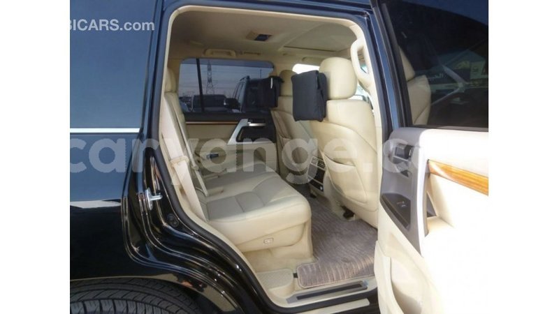 Big with watermark toyota land cruiser namibia import dubai 11011