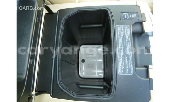 Acheter Import Voiture Toyota Land Cruiser Noir à Import - Dubai, Namibie Acheter Import Voiture Toyota Land Cruiser Noir à Import - Dubai, Namibie