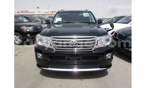Acheter Import Voiture Toyota Land Cruiser Noir à Import - Dubai, Namibie Acheter Import Voiture Toyota Land Cruiser Noir à Import - Dubai, Namibie