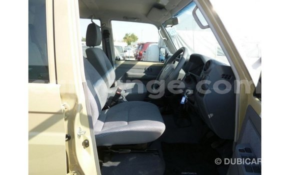 Buy Import Toyota Land Cruiser Beige Car in Import - Dubai in Namibia Buy Import Toyota Land Cruiser Beige Car in Import - Dubai in Namibia