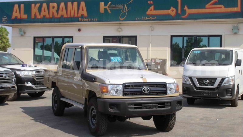 Big with watermark toyota land cruiser namibia import dubai 11031
