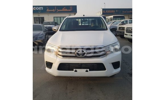Acheter Import Voiture Toyota Hilux Blanc à Import - Dubai, Namibie Acheter Import Voiture Toyota Hilux Blanc à Import - Dubai, Namibie