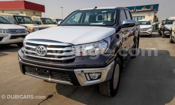 Acheter Import Voiture Toyota Hilux Noir à Import - Dubai, Namibie Acheter Import Voiture Toyota Hilux Noir à Import - Dubai, Namibie