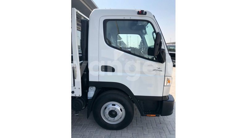 Big with watermark mitsubishi carisma namibia import dubai 11037