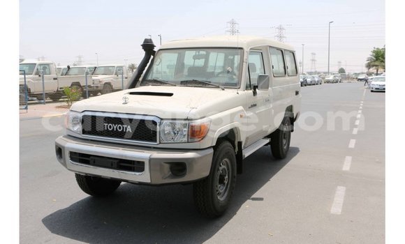 Buy Import Toyota Land Cruiser White Car in Import - Dubai in Namibia Buy Import Toyota Land Cruiser White Car in Import - Dubai in Namibia
