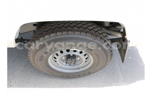 Buy Import Toyota Land Cruiser White Car in Import - Dubai in Namibia Buy Import Toyota Land Cruiser White Car in Import - Dubai in Namibia