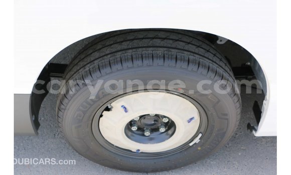 Buy Import Toyota 4Runner White Car in Import - Dubai in Namibia Buy Import Toyota 4Runner White Car in Import - Dubai in Namibia