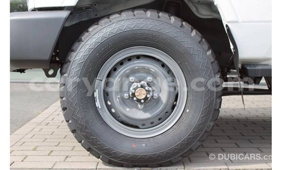 Buy Import Toyota Land Cruiser White Car in Import - Dubai in Namibia Buy Import Toyota Land Cruiser White Car in Import - Dubai in Namibia