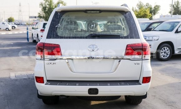 Buy Import Toyota Land Cruiser White Car in Import - Dubai in Namibia Buy Import Toyota Land Cruiser White Car in Import - Dubai in Namibia