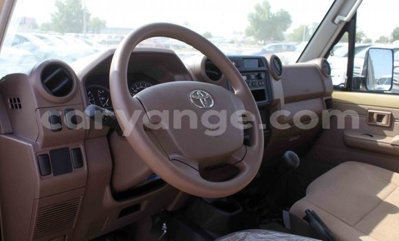 Buy Import Toyota Land Cruiser Beige Car in Import - Dubai in Namibia Buy Import Toyota Land Cruiser Beige Car in Import - Dubai in Namibia