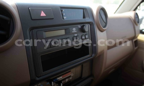 Buy Import Toyota Land Cruiser Beige Car in Import - Dubai in Namibia Buy Import Toyota Land Cruiser Beige Car in Import - Dubai in Namibia
