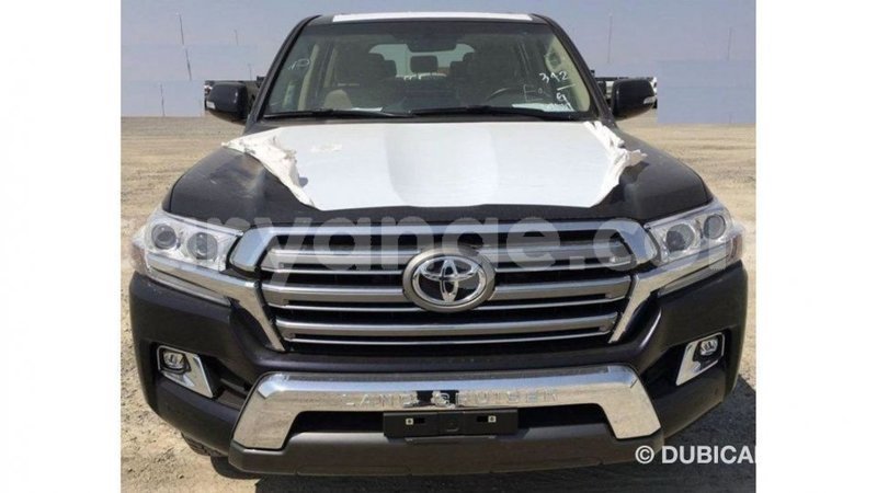 Big with watermark toyota land cruiser namibia import dubai 11070