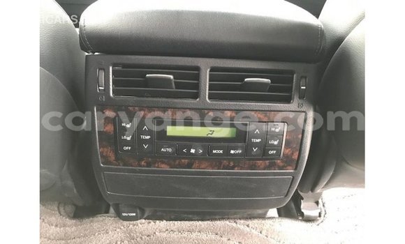 Acheter Import Voiture Toyota Land Cruiser Blanc à Import - Dubai, Namibie Acheter Import Voiture Toyota Land Cruiser Blanc à Import - Dubai, Namibie