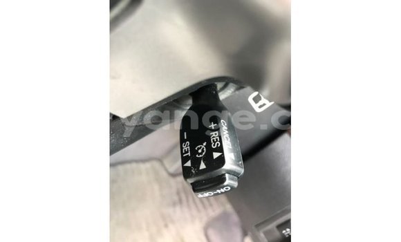 Acheter Import Voiture Toyota Land Cruiser Blanc à Import - Dubai, Namibie Acheter Import Voiture Toyota Land Cruiser Blanc à Import - Dubai, Namibie