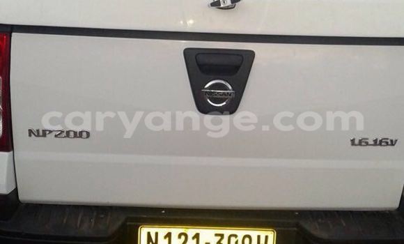 Buy New Nissan 350Z White Car in Windhoek in Namibia Buy New Nissan 350Z White Car in Windhoek in Namibia