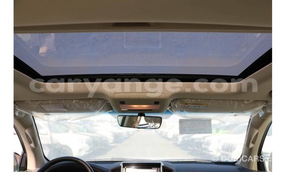 Acheter Import Voiture Toyota Land Cruiser Noir à Import - Dubai, Namibie Acheter Import Voiture Toyota Land Cruiser Noir à Import - Dubai, Namibie