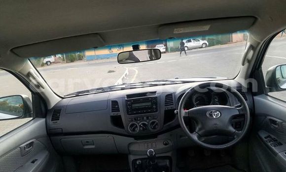 Buy Used Toyota Hilux White Car in Windhoek in Namibia Buy Used Toyota Hilux White Car in Windhoek in Namibia