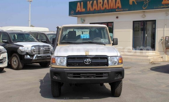 Buy Import Toyota Land Cruiser Beige Car in Import - Dubai in Namibia Buy Import Toyota Land Cruiser Beige Car in Import - Dubai in Namibia