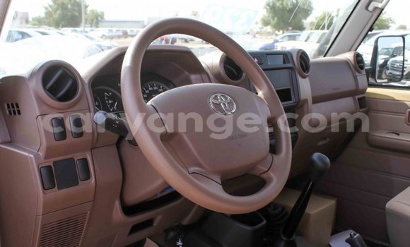 Buy Import Toyota Land Cruiser Beige Car in Import - Dubai in Namibia Buy Import Toyota Land Cruiser Beige Car in Import - Dubai in Namibia