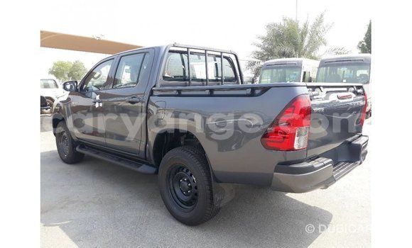 Acheter Import Voiture Toyota Hilux Noir à Import - Dubai, Namibie Acheter Import Voiture Toyota Hilux Noir à Import - Dubai, Namibie