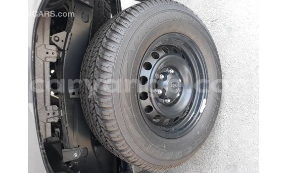 Acheter Import Voiture Toyota Hilux Noir à Import - Dubai, Namibie Acheter Import Voiture Toyota Hilux Noir à Import - Dubai, Namibie