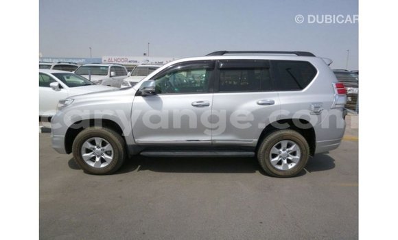 Acheter Import Voiture Toyota Prado Autre à Import - Dubai, Namibie Acheter Import Voiture Toyota Prado Autre à Import - Dubai, Namibie