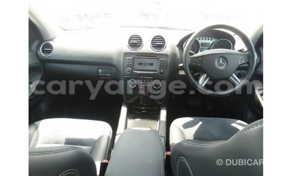 Buy Import Mercedes-Benz 190 Black Car in Import - Dubai in Namibia Buy Import Mercedes-Benz 190 Black Car in Import - Dubai in Namibia