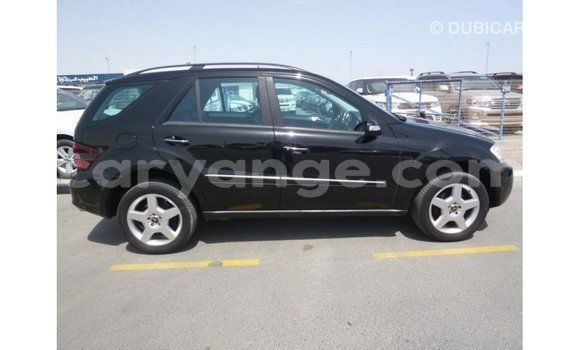 Buy Import Mercedes-Benz 190 Black Car in Import - Dubai in Namibia Buy Import Mercedes-Benz 190 Black Car in Import - Dubai in Namibia