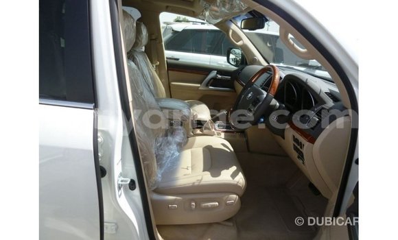 Buy Import Toyota Land Cruiser White Car in Import - Dubai in Namibia Buy Import Toyota Land Cruiser White Car in Import - Dubai in Namibia