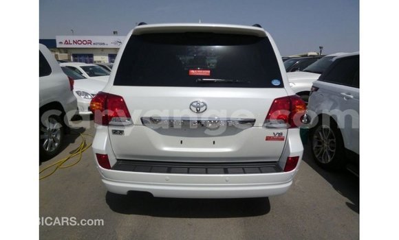 Buy Import Toyota Land Cruiser White Car in Import - Dubai in Namibia Buy Import Toyota Land Cruiser White Car in Import - Dubai in Namibia