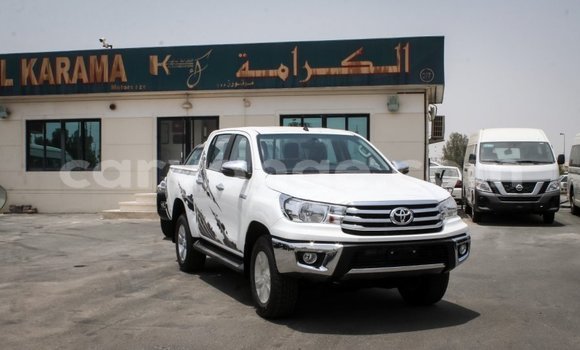 Acheter Import Voiture Toyota Hilux Blanc à Import - Dubai, Namibie Acheter Import Voiture Toyota Hilux Blanc à Import - Dubai, Namibie