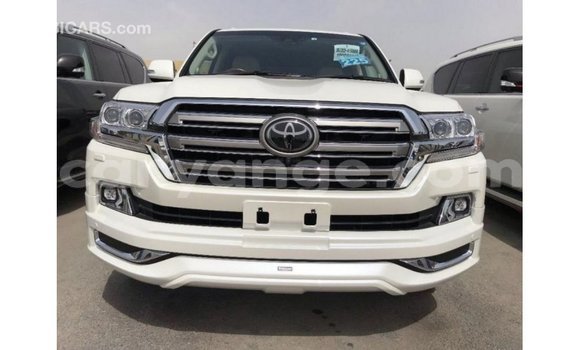 Buy Import Toyota Land Cruiser White Car in Import - Dubai in Namibia Buy Import Toyota Land Cruiser White Car in Import - Dubai in Namibia