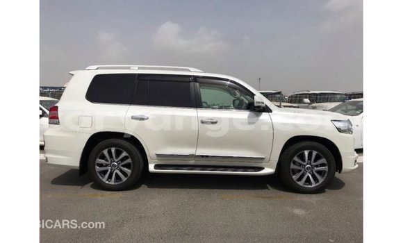 Buy Import Toyota Land Cruiser White Car in Import - Dubai in Namibia Buy Import Toyota Land Cruiser White Car in Import - Dubai in Namibia