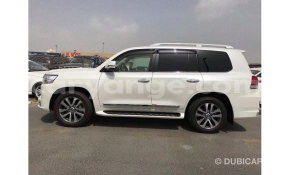 Buy Import Toyota Land Cruiser White Car in Import - Dubai in Namibia Buy Import Toyota Land Cruiser White Car in Import - Dubai in Namibia