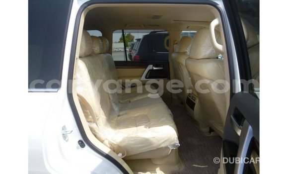 Buy Import Toyota Land Cruiser White Car in Import - Dubai in Namibia Buy Import Toyota Land Cruiser White Car in Import - Dubai in Namibia