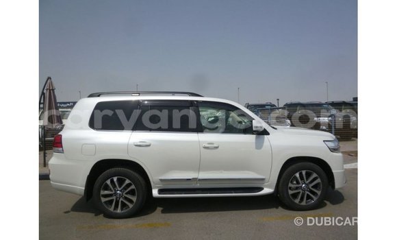Buy Import Toyota Land Cruiser White Car in Import - Dubai in Namibia Buy Import Toyota Land Cruiser White Car in Import - Dubai in Namibia