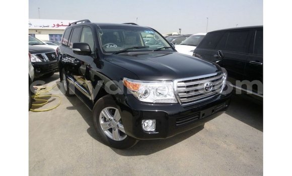 Acheter Import Voiture Toyota Land Cruiser Noir à Import - Dubai, Namibie Acheter Import Voiture Toyota Land Cruiser Noir à Import - Dubai, Namibie