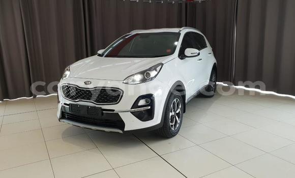 Buy Used Kia Sportage White Car in Henties Bay in Erongo Buy Used Kia Sportage White Car in Henties Bay in Erongo