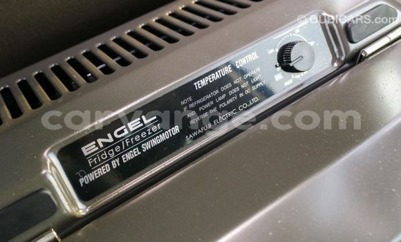 Acheter Import Voiture Toyota Coaster Blanc à Import - Dubai, Namibie Acheter Import Voiture Toyota Coaster Blanc à Import - Dubai, Namibie