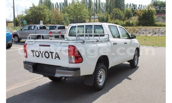 Buy Import Toyota Hilux White Car in Import - Dubai in Namibia Buy Import Toyota Hilux White Car in Import - Dubai in Namibia